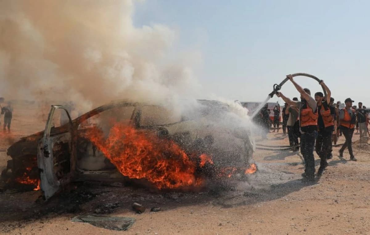 إسرائيل تجدد عملياتها في غزة وتحذيرات باندلاع الأوضاع بالضفة