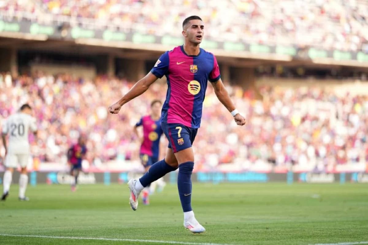 برشلونة يوافق على انتقال توريس للبي اس جي