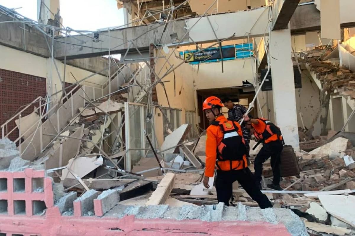 Indonesia records two fatalities from 7.7 quake