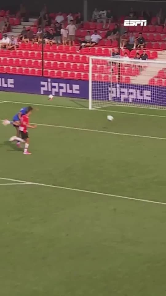 Ibn Nistelrooy follows his father’s goal instinct