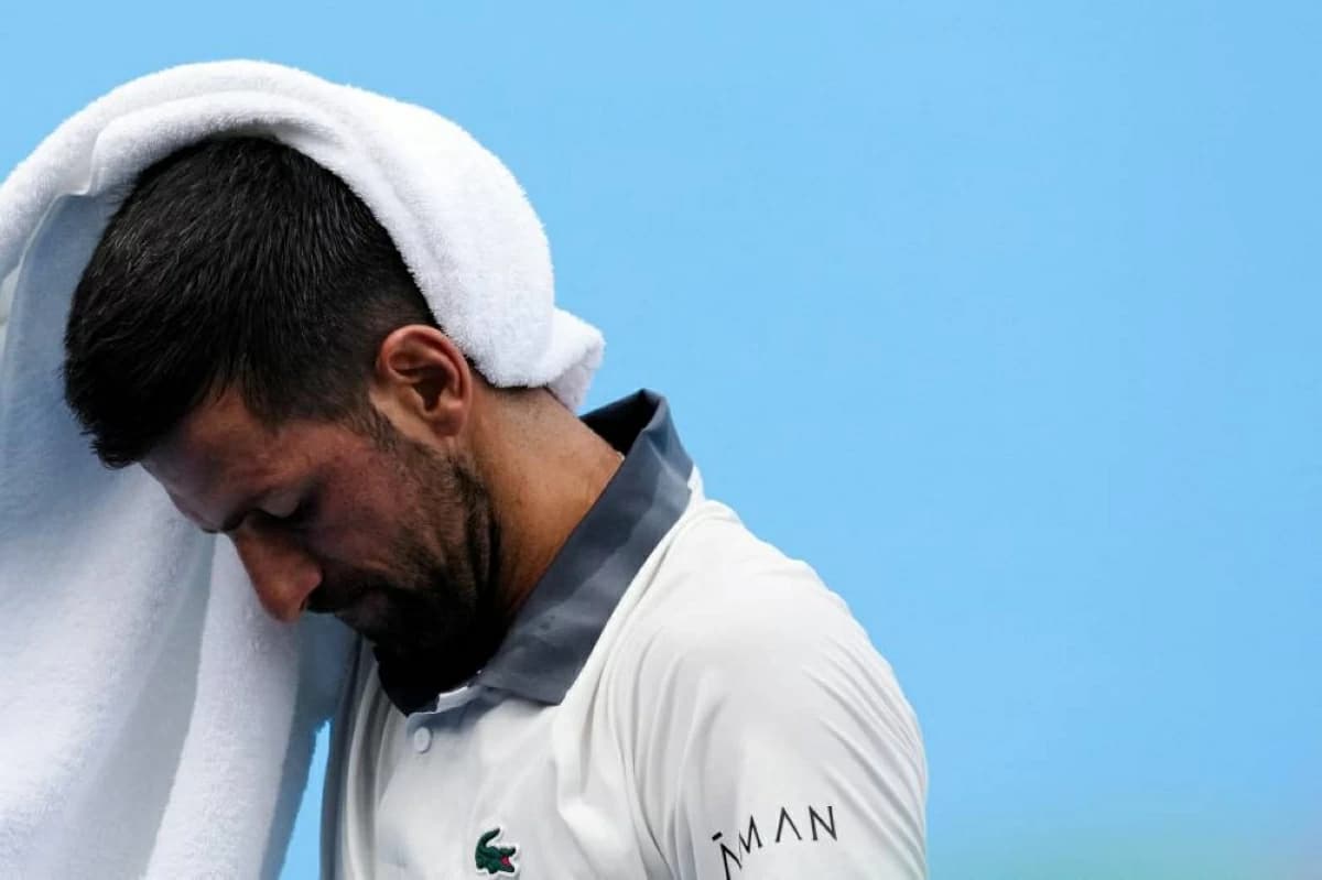 Djokovic experiences health issue