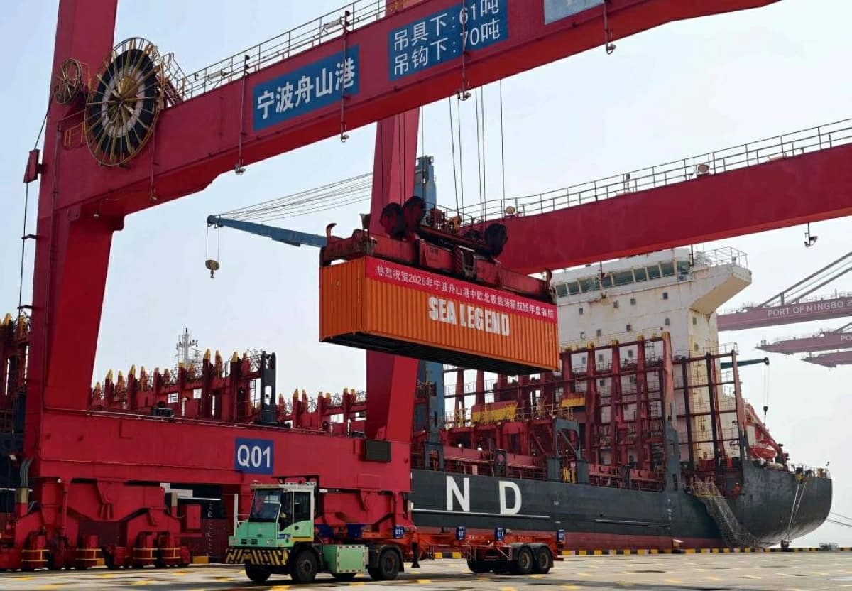 Chinese economy slows in July