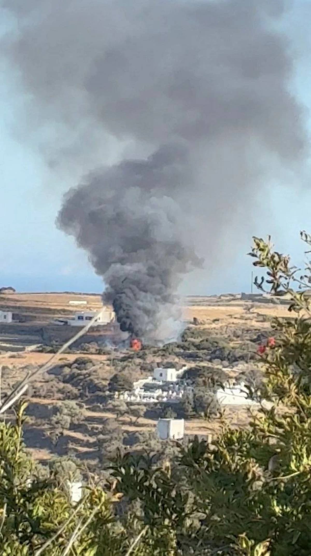 حادث مروحية يسفر عن ثلاثة قتلى قبالة سيفنوس
