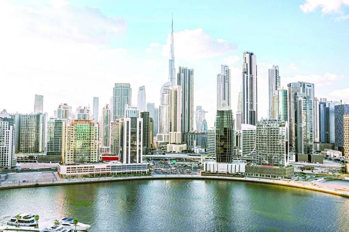 دبي العقارات تتجاوز 2.2 مليار درهم بدء الأسبوع