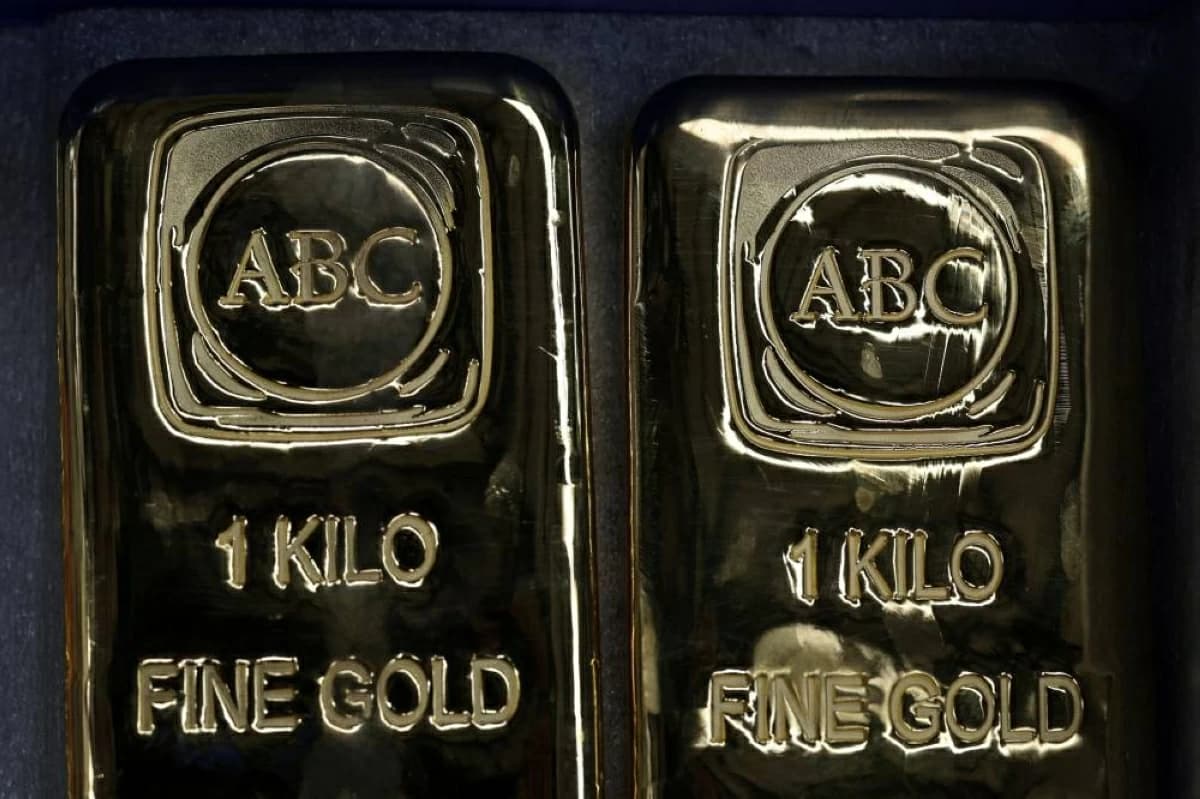 Gold exceeds $4600 as markets await Warkh