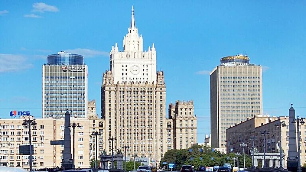 Russia Retaliates by Expelling Romanian Diplomat