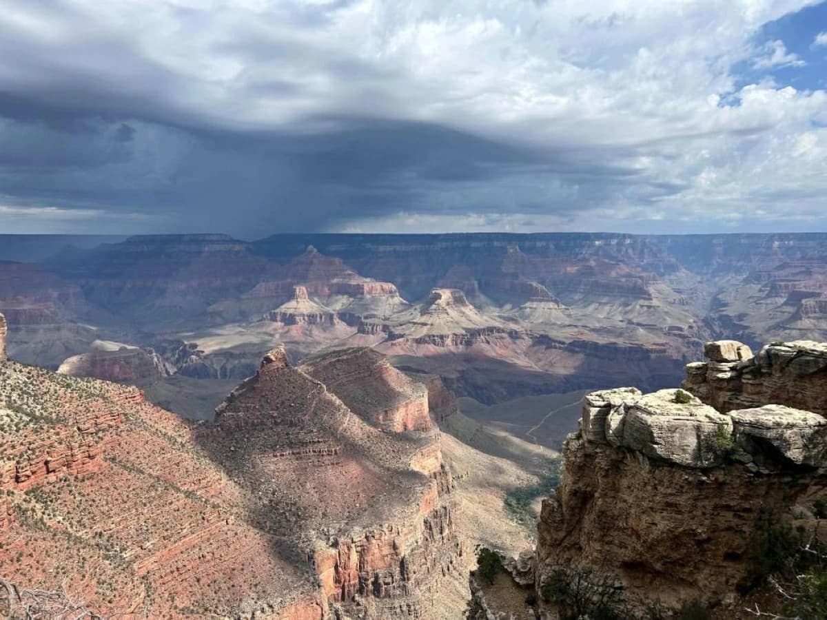 Flooding at Grand Canyon causes 20 deaths