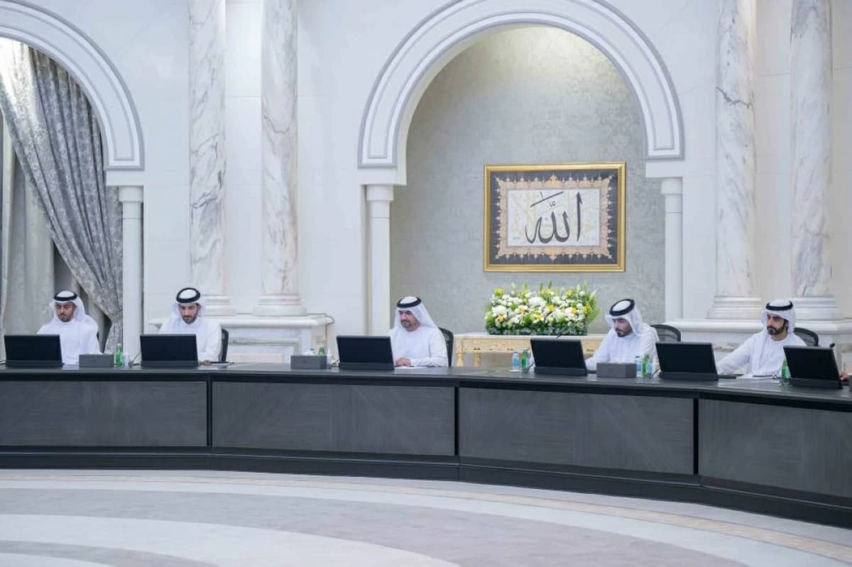 عبدالله بن سالم القاسمي يرأس اجتماع الشارقة