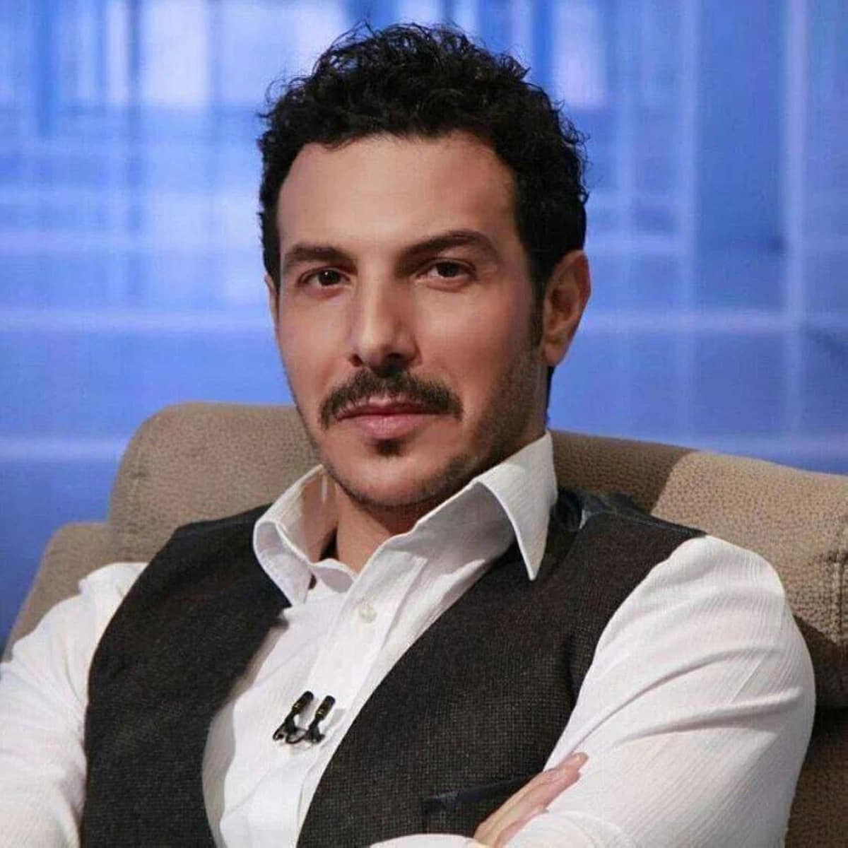 Basil Khayat's Early Retirement and Financial Rescue
