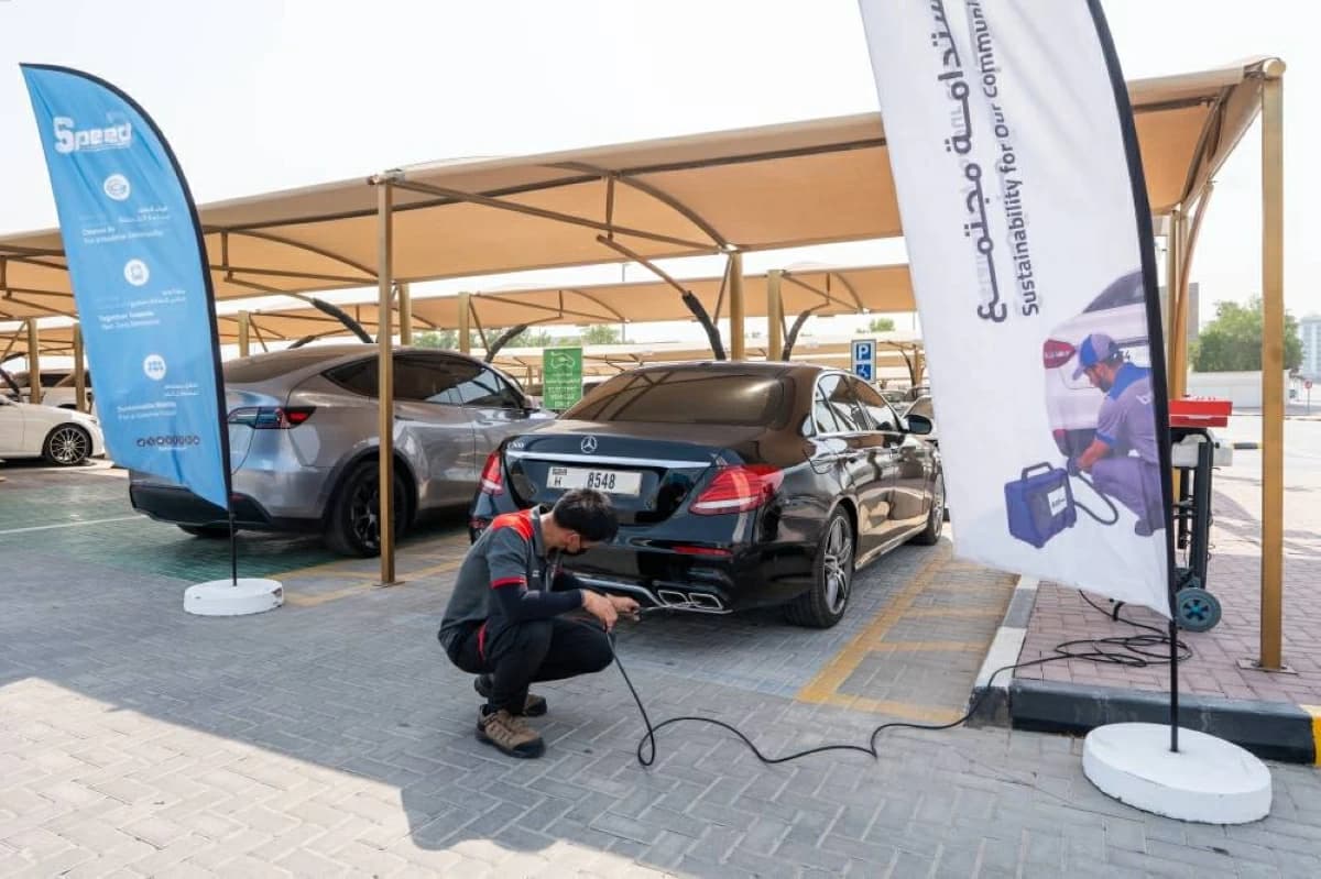 نقل عجمان يفحص انبعاثات المركبات مجانا
