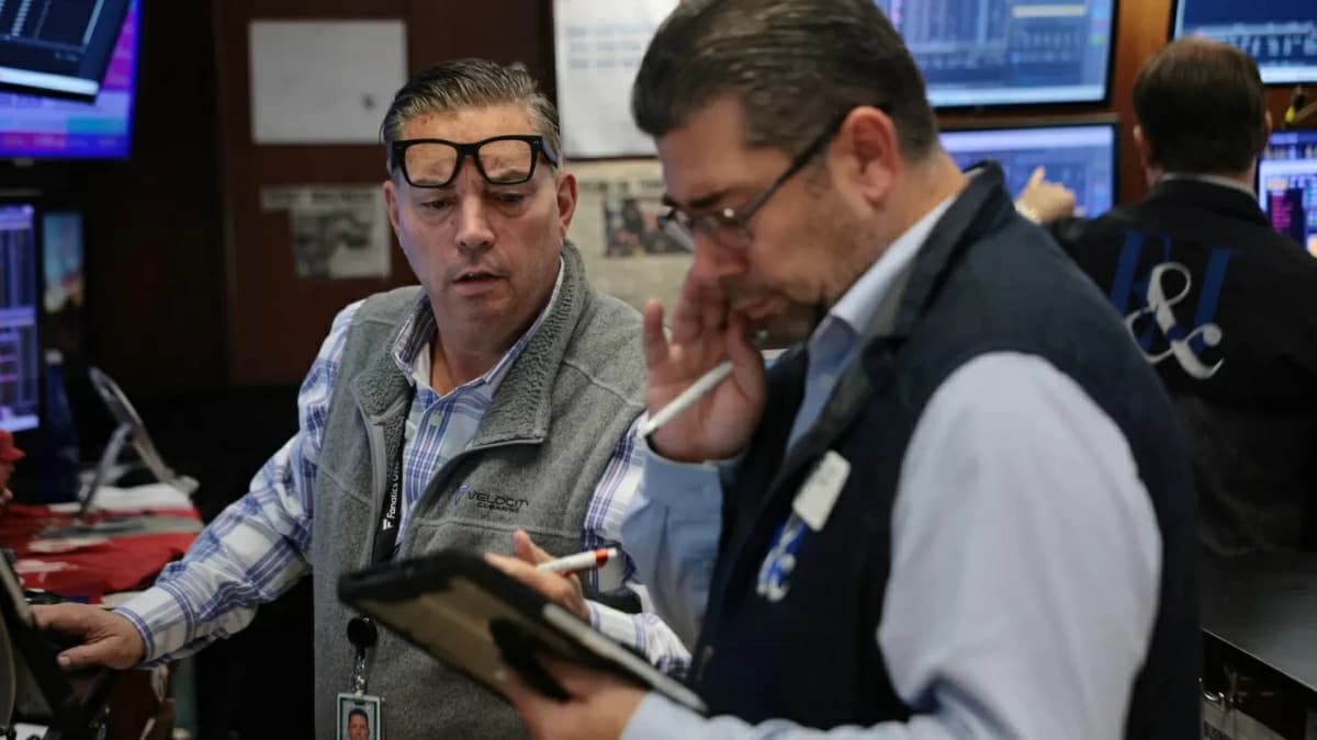Global markets face volatility as oil climbs