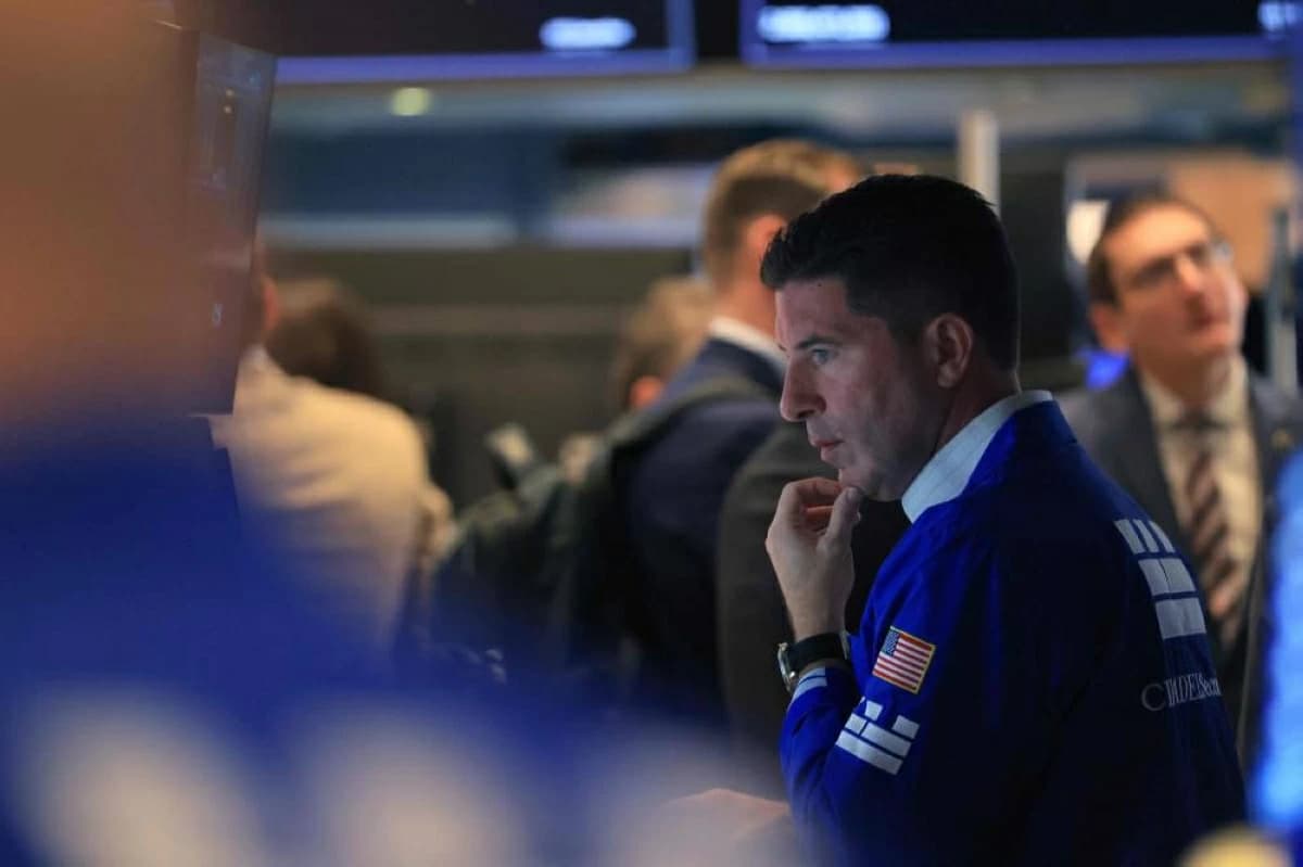 Stocks decline as US bond yields rise