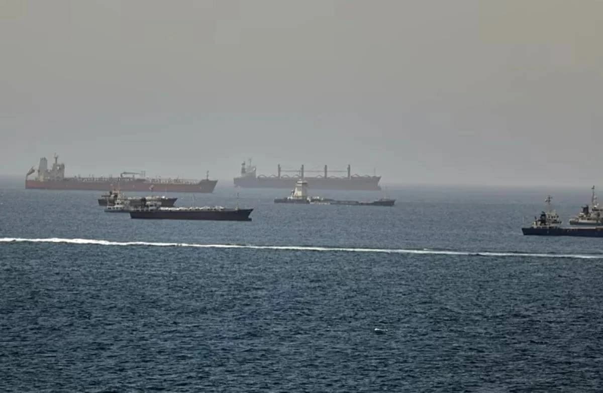 Houthis attack Saudi Arabia under Revolutionary Guard orders