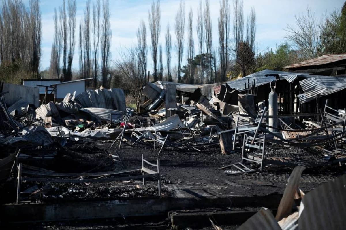 Sixteen seniors die in Chile care home fire