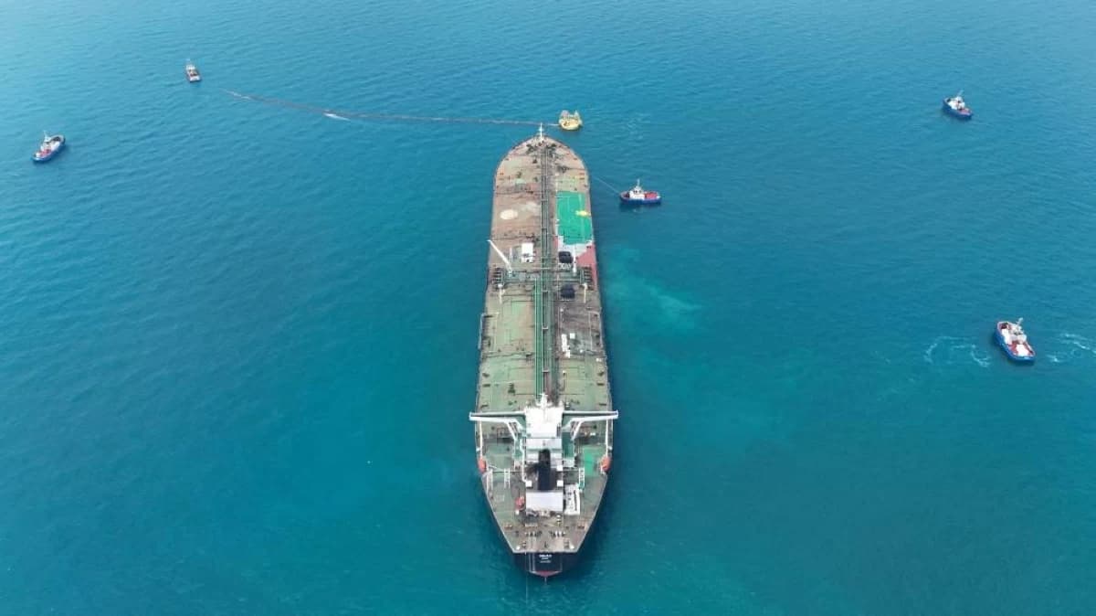 Supply concerns sustain oil over $105