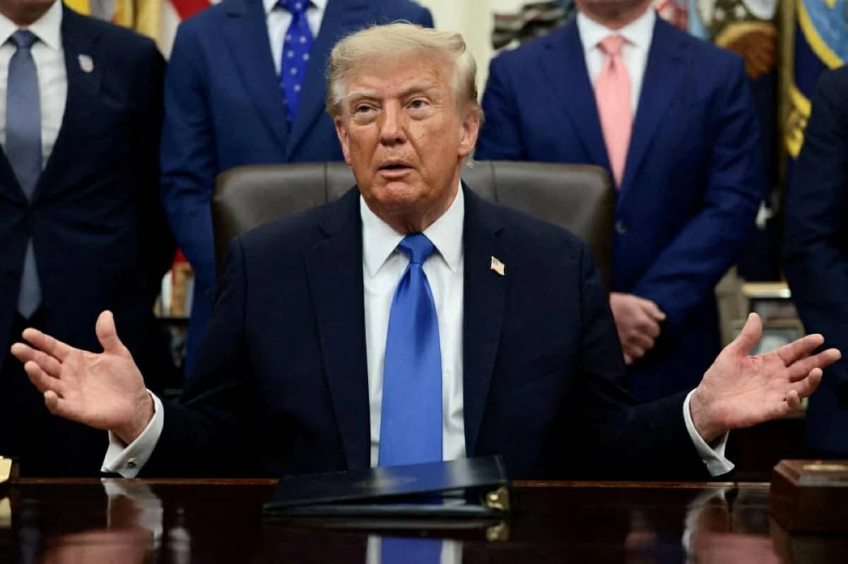 Trump recovers some support but