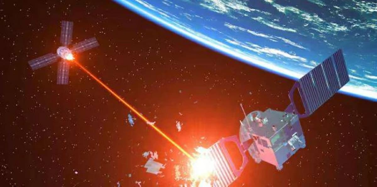 China cautions on space arms race