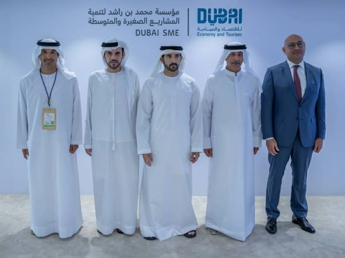 حمدان بن محمد يكرم الداعمين لبرنامج المورّد الإماراتي
