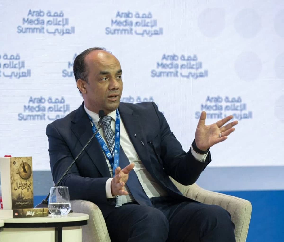 أسامة الشاذلي: الذكاء الاصطناعي يعزز الرواية