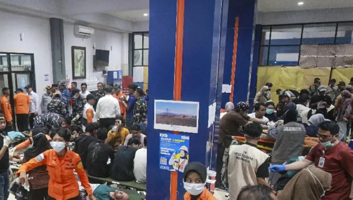 إندونيسيا تبدأ رفع السفينة الغارقة