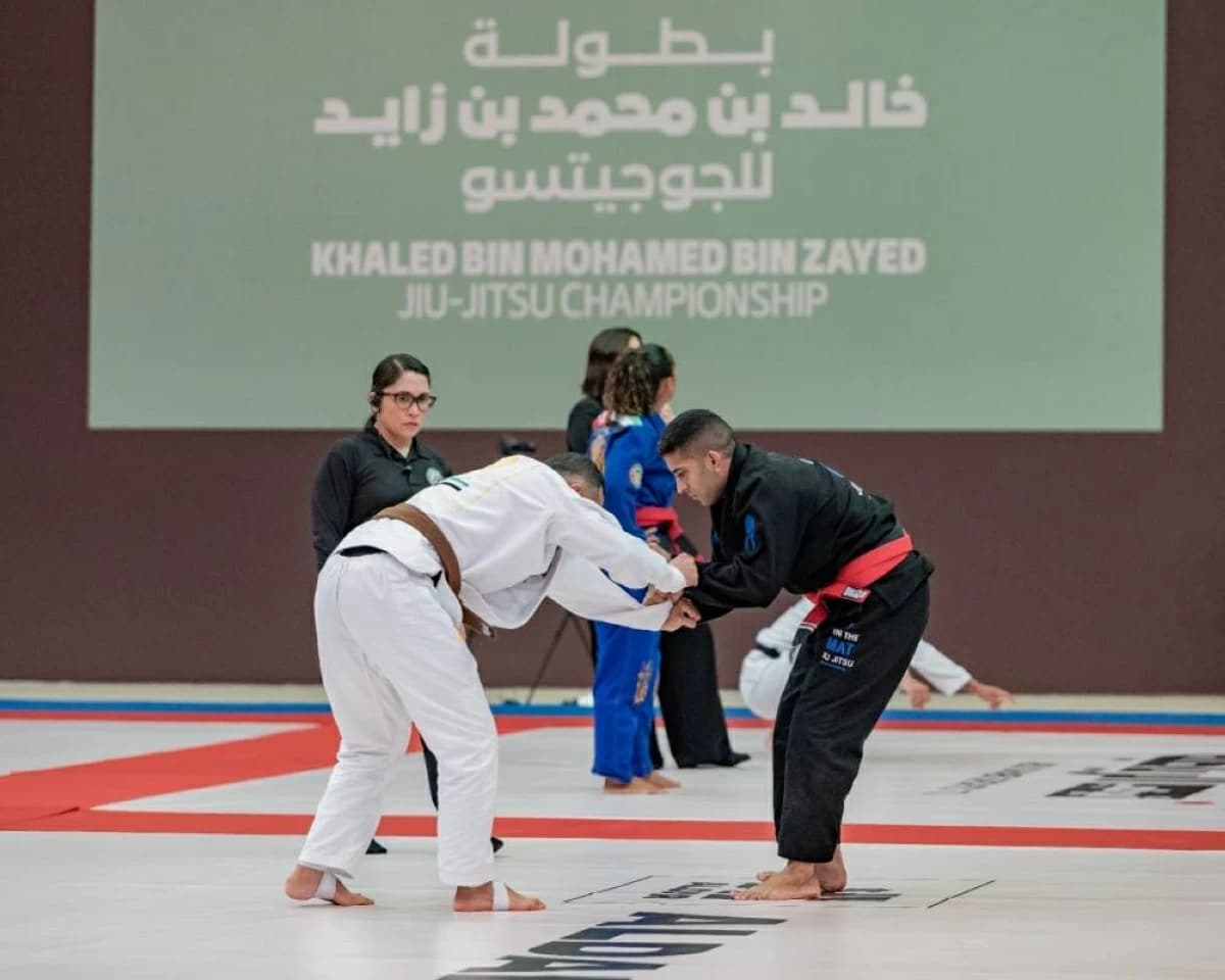 بني ياس يتصدر الجولة السابعة من بطولة خالد بن محمد بن زايد