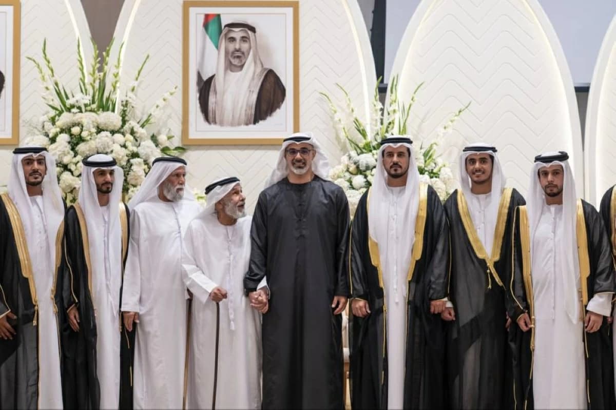 Khaled bin Zayed attends Al Awamir wedding
