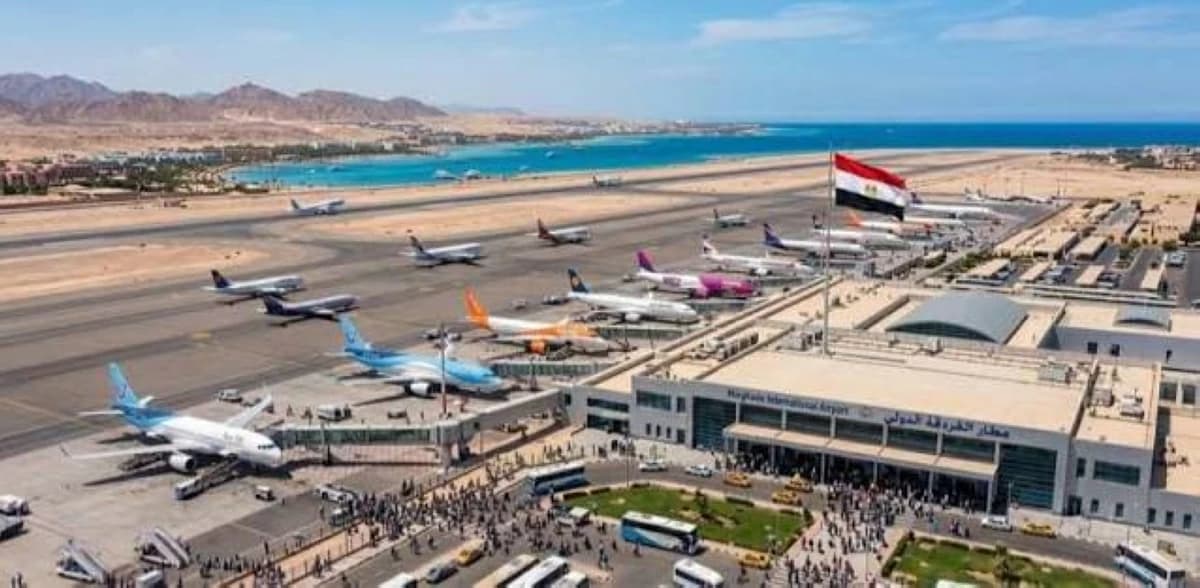 مصر تعرض إدارة 11 مطاراً للخصخصة