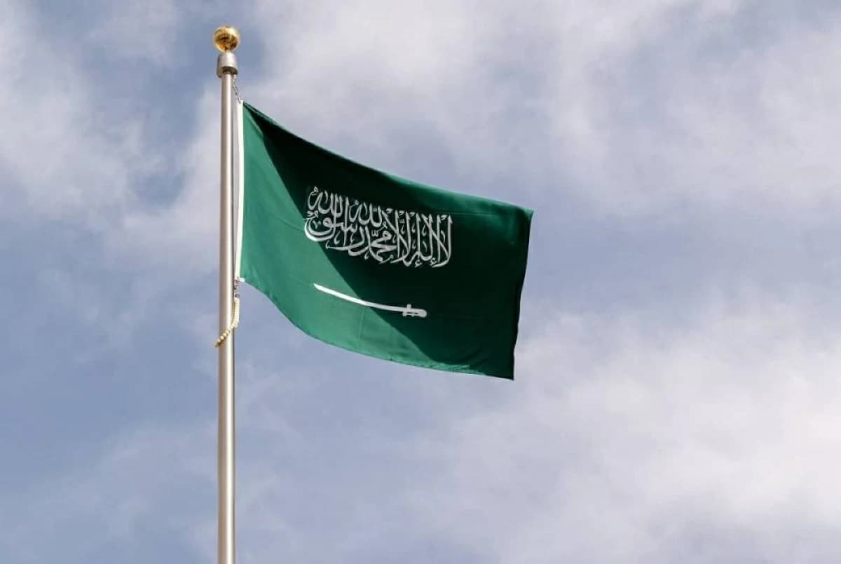 السعودية تطلق الإنذار المبكر في مدن رئيسية
