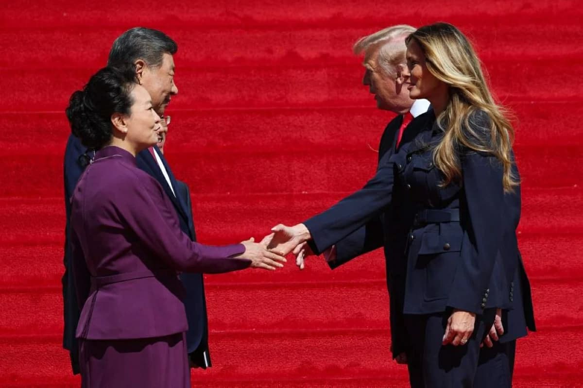 Wife Shi exemplifies China's cordial presence in Washington