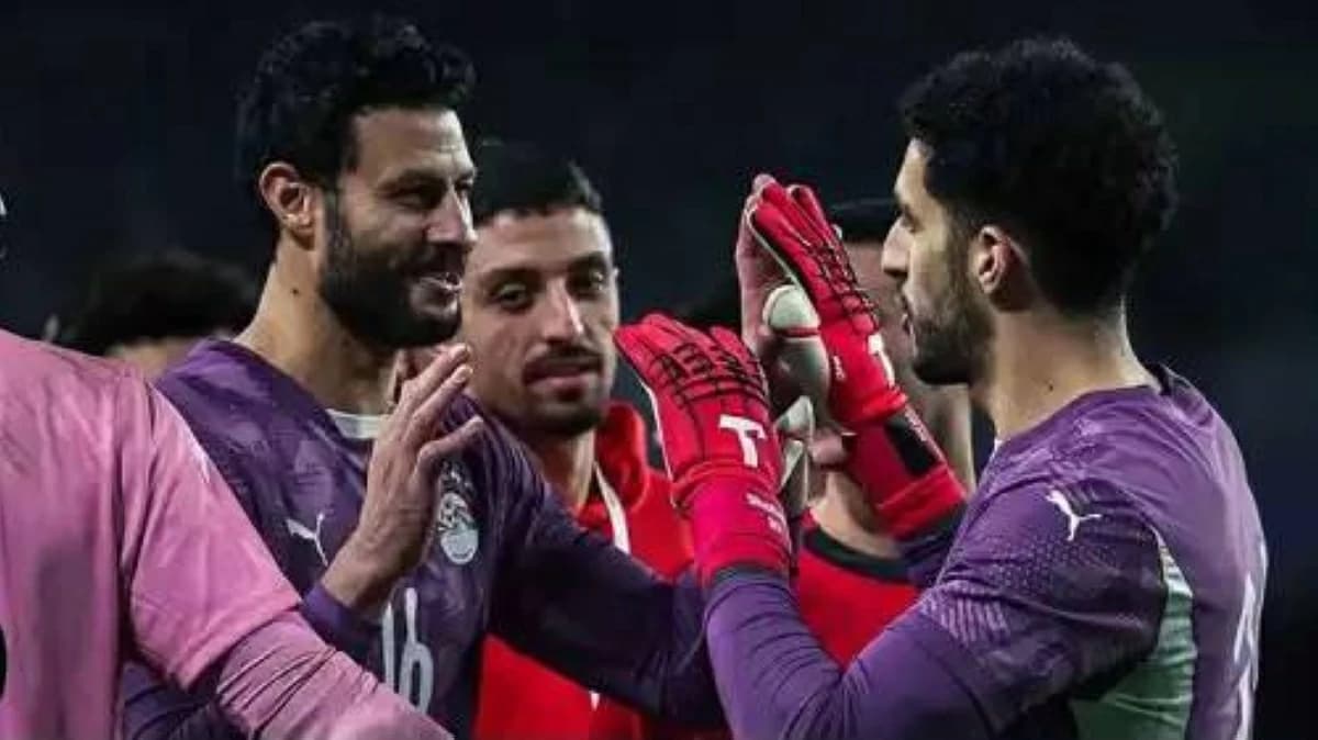 شوبير يوضح موقف قميص مصر رقم 1