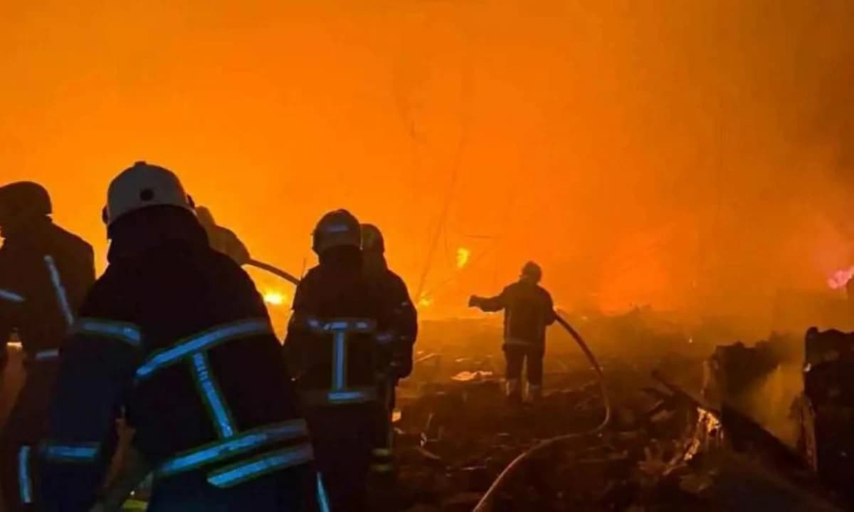 Russia strikes Kyiv nuclear site