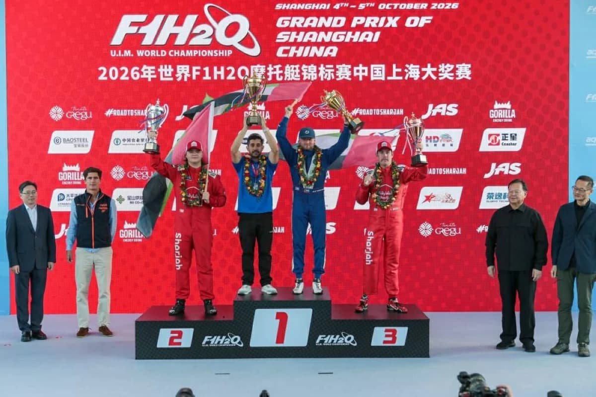 Victorious team leads Speedboats World Cup