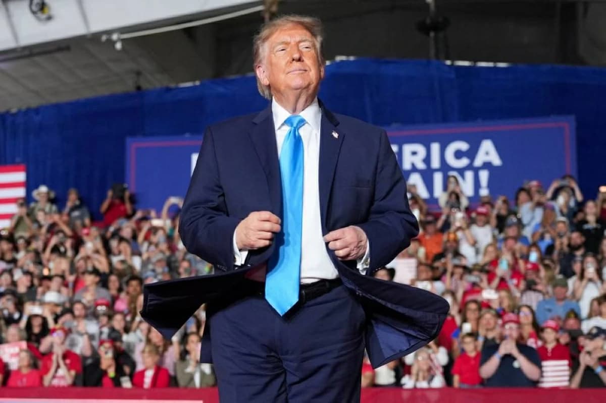 Trump Urges Iran to Target US Cities