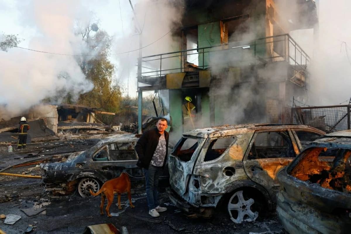 Russia conducts broad strikes on Ukraine