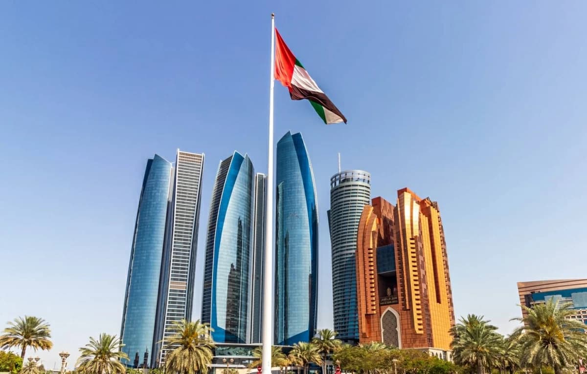 Fitch: UAE economy remains stable