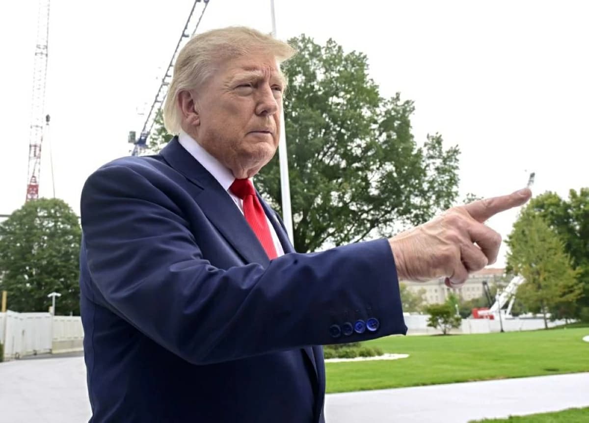 Trump Responds to Houthi Attack on Riyadh Airport
