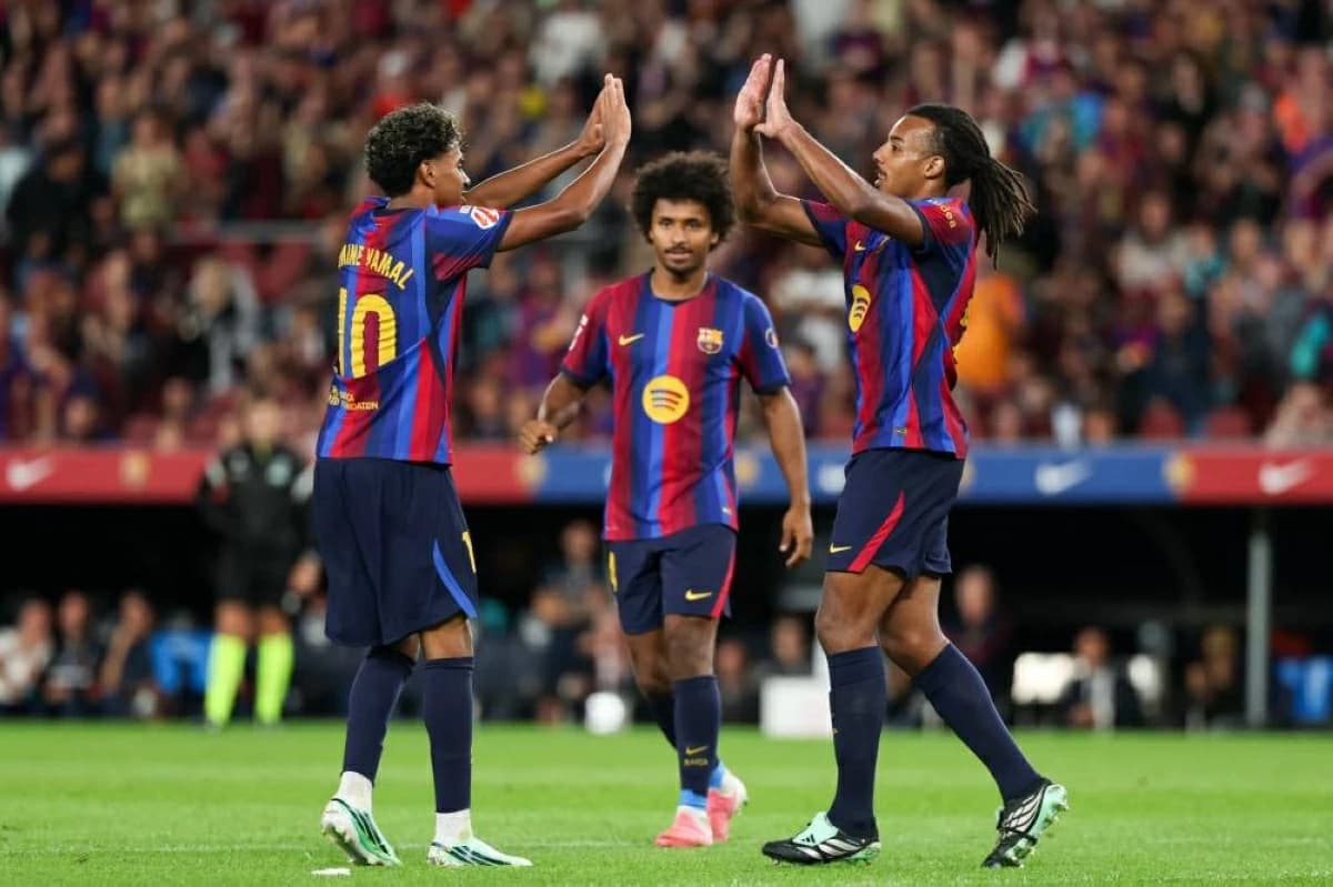 Barcelona wins eighth match