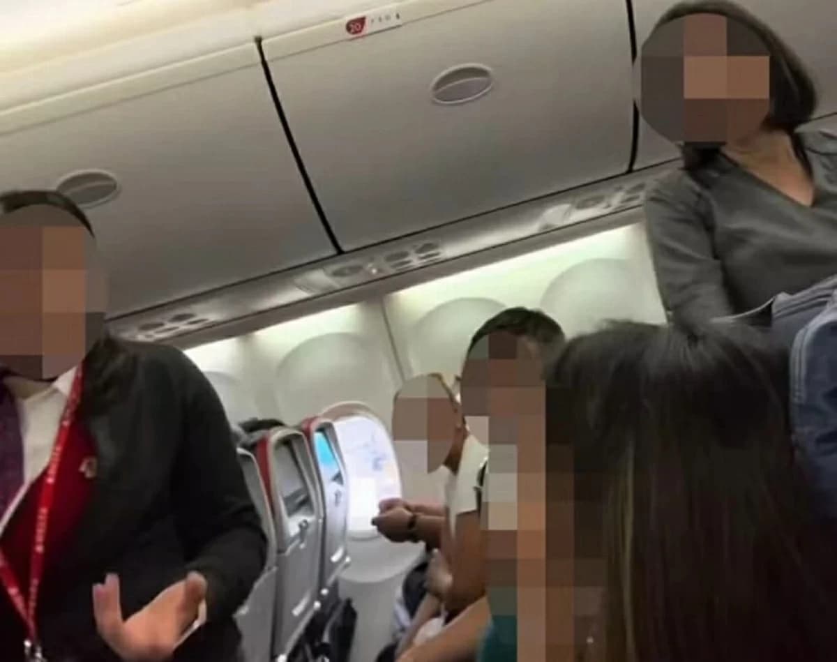 Passenger removed from plane before takeoff