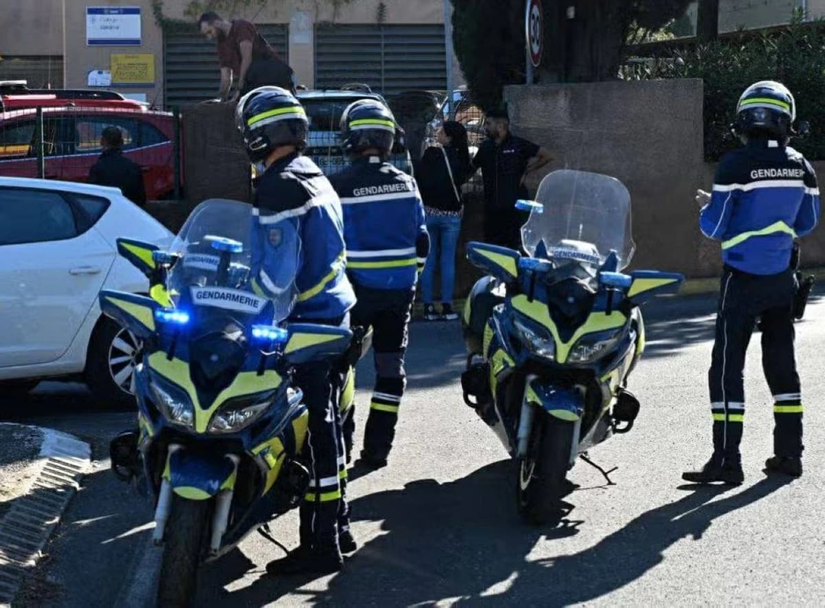 Student fires at principal and teacher in France
