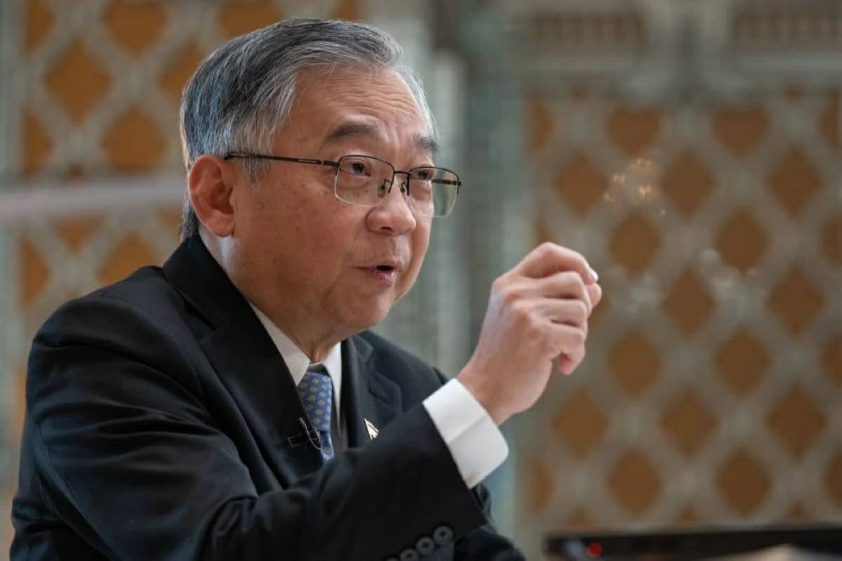 Singapore DPM urges greater effort to surpass Dubai