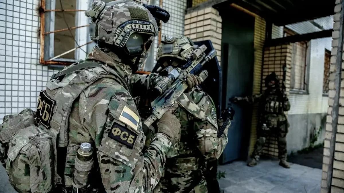 Moscow detains Swede over military site plans