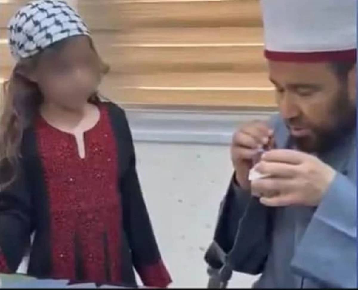 استقالة وزير الأوقاف الفلسطيني بعد جدل