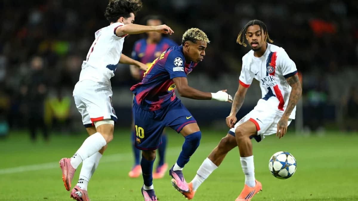 Paris and Barcelona face off in Champions clash
