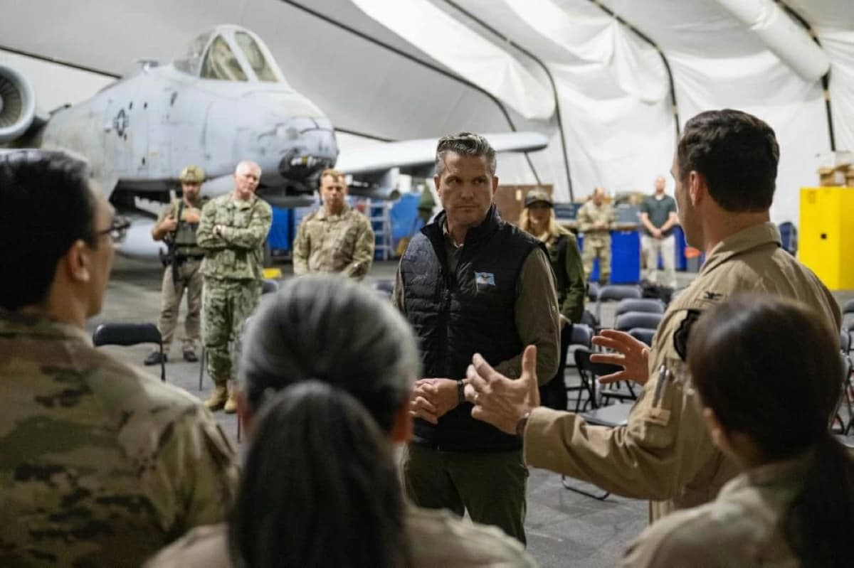 U.S. Defense Secretary visits Israel and meets Netanyahu's daughter
