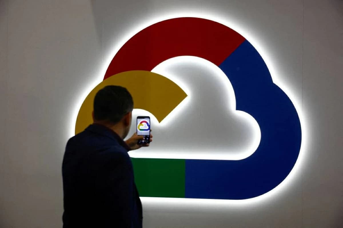 Google's London data center faces outages