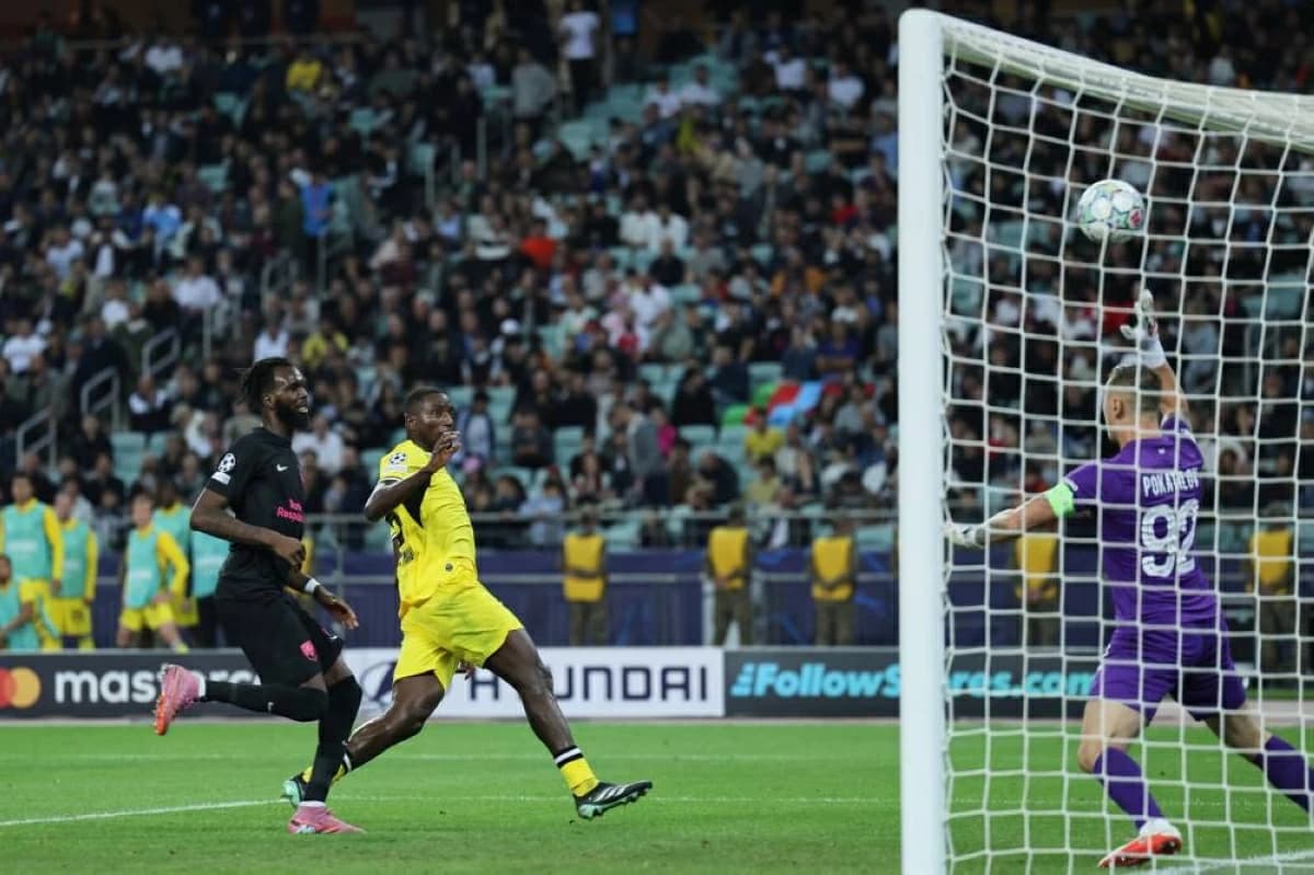 غيراسي يقود دورتموند للفوز
