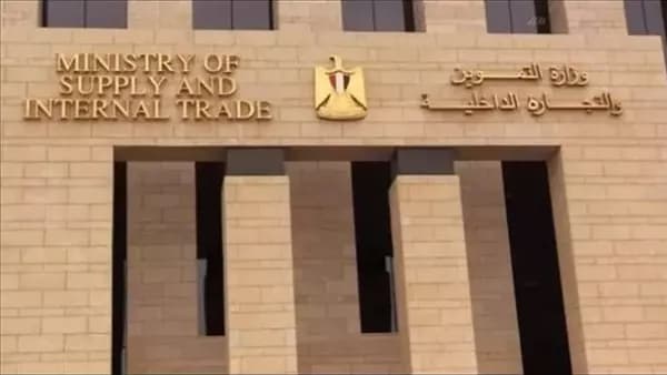 السيسي يوافق على ربط موازنة السلع التموينية