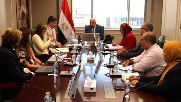 وزير الكهرباء يراقب مشروع الربط مع اليونان