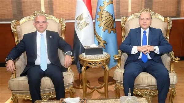 دراسة حول تأسيس مكتب خدمات المستثمرين بالغربية