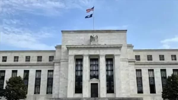 الفيدرالي الأمريكي يثبت الفائدة للمرة الثانية تحت ولاية وارش